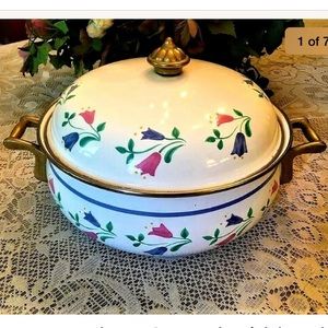 Vintage Enamelware Casserole Dish/Dutch Oven Lid